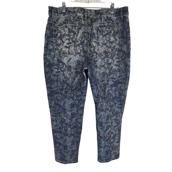 Chico's Platinum Floral Leaf Design Women's Denim Ankle Jeans 3 - L - Picture 3 of 7